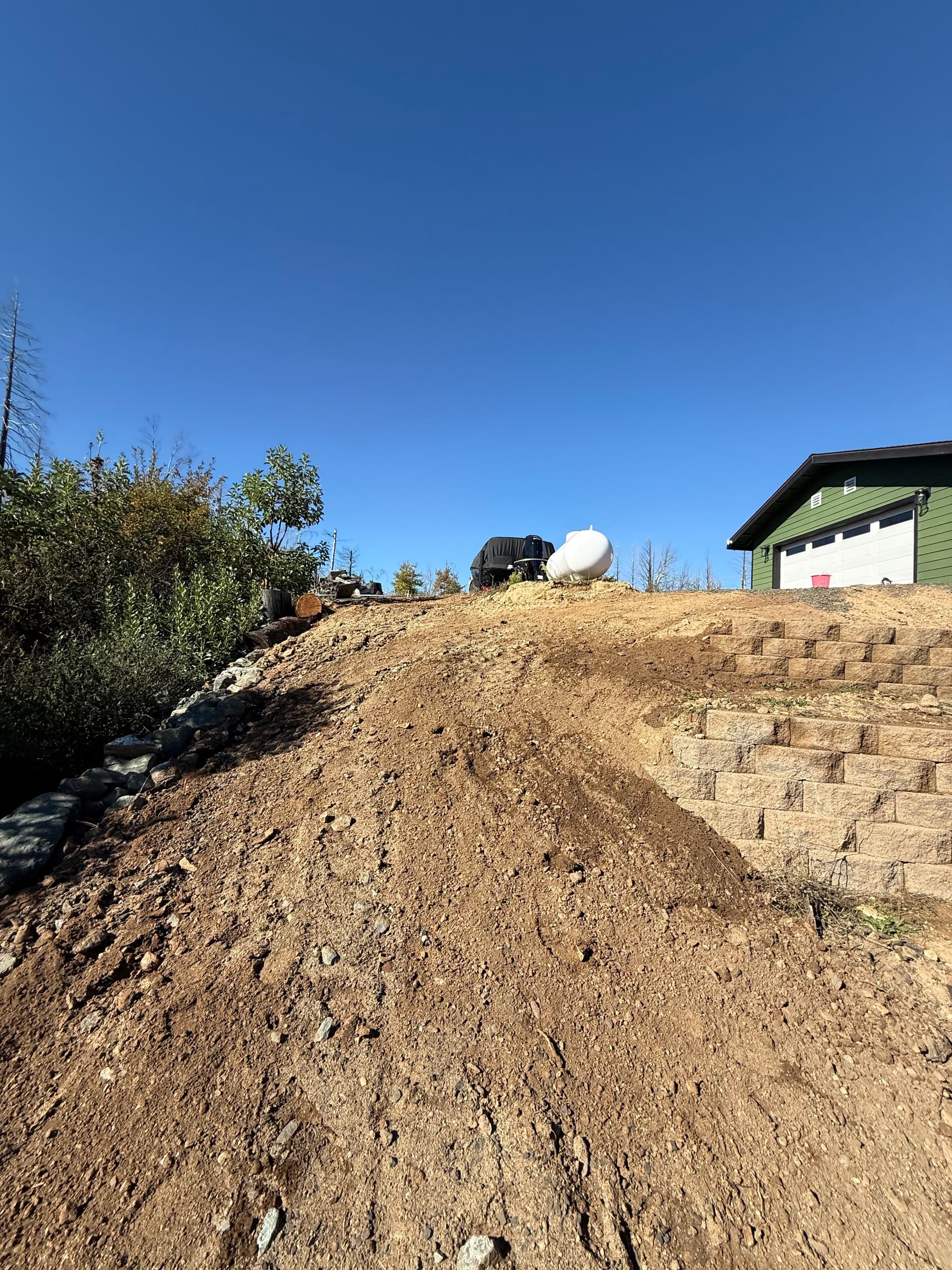 Gallery photos for Retaining Wall and Yard Transformation in Berry Creek: Image #1